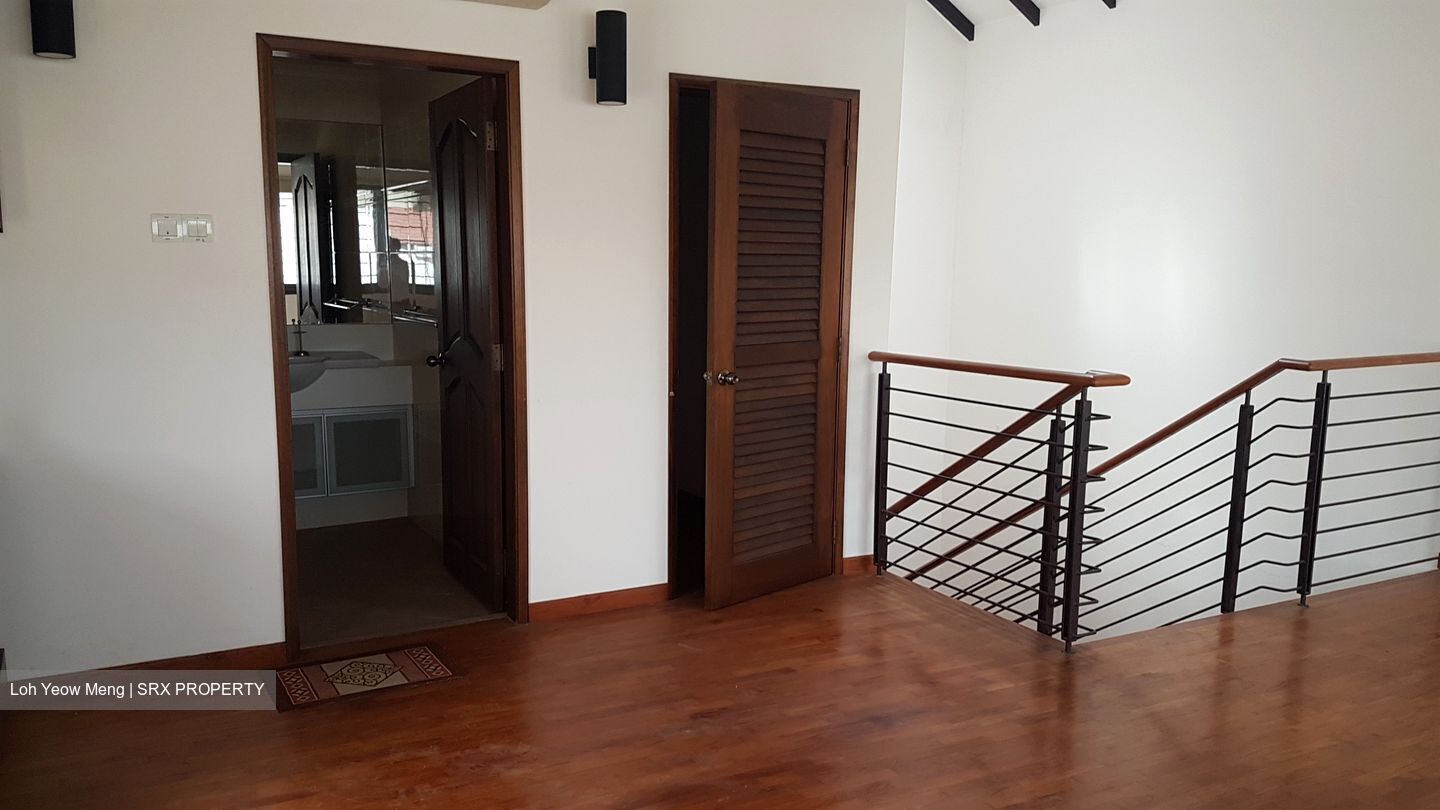 Kew Cottages (D16), Terrace #350630791